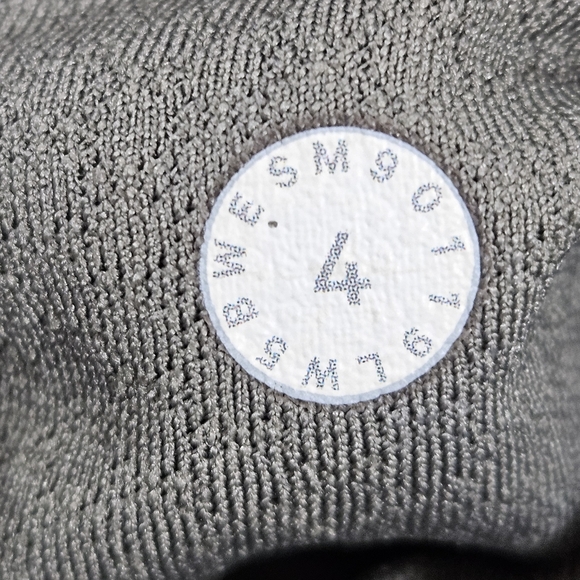 Lululemon To The Beat Tight *24" in Grey Sage - Picture 4 of 8